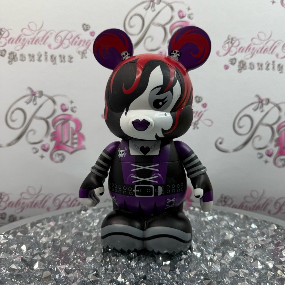 Disney vinylmations dolls series 1 gothy limited edition of 650  large doll